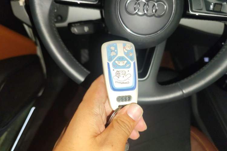 Used Audi A4L 2018 30th Anniversary Edition 40 TFSI Trendy Model Vehicle Key