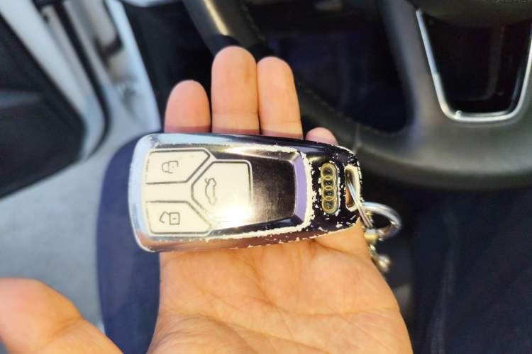 Used Audi A4L 2018 30th Anniversary Edition 40 TFSI Fashion Model Vehicle Key