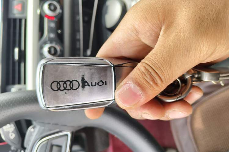 Used Audi A4L 2018 30th Anniversary Edition 40 TFSI Trendy Model Vehicle Key