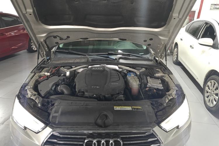 Used Audi A4L 2018 30th Anniversary Edition 40 TFSI Trendy Model Engine Bay