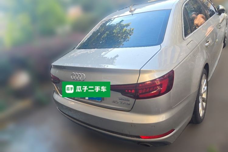 Used Audi A4L 2018 30th Anniversary Edition 40 TFSI Fashion Model Exterior 4