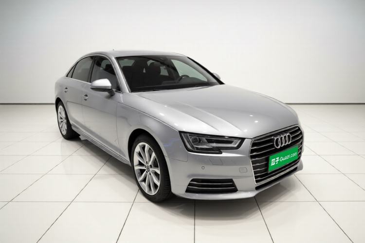 Used Audi A4L 2018 30th Anniversary Edition 40 TFSI Trendy Model Front Right 45 Deg
