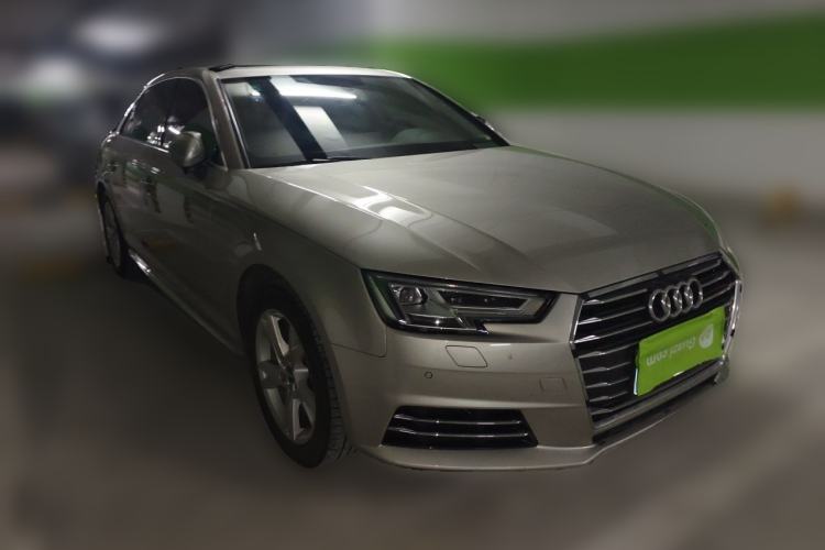 Used Audi A4L 2018 30th Anniversary Edition 40 TFSI Trendy Model Front Right 45 Deg