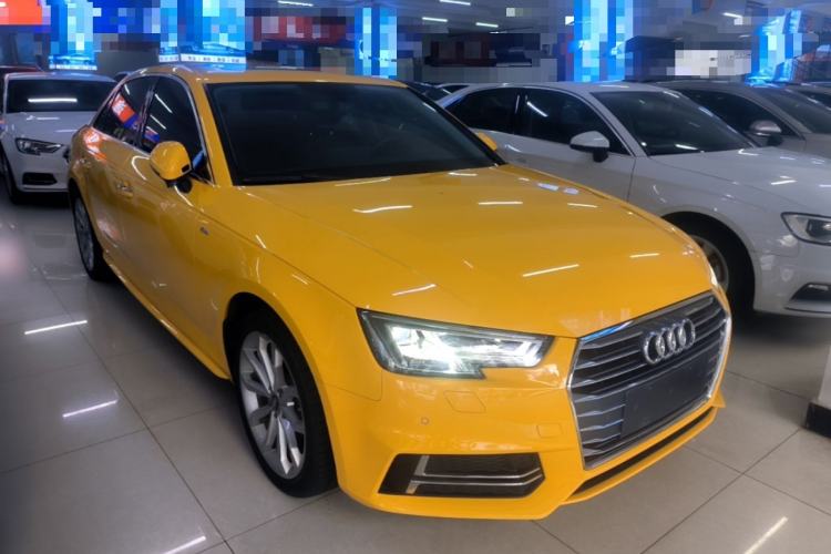 Used Audi A4L 2018 30th Anniversary Edition 40 TFSI Fashion Model Front Right 45 Deg