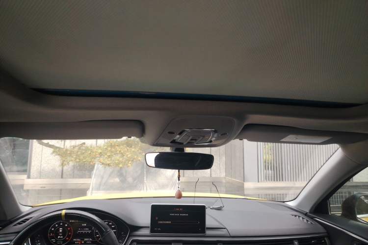 Used Audi A4L 2018 30th Anniversary Edition 40 TFSI Fashion Model Headliner