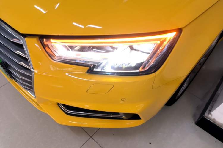 Used Audi A4L 2018 30th Anniversary Edition 40 TFSI Fashion Model Left Front Headlight