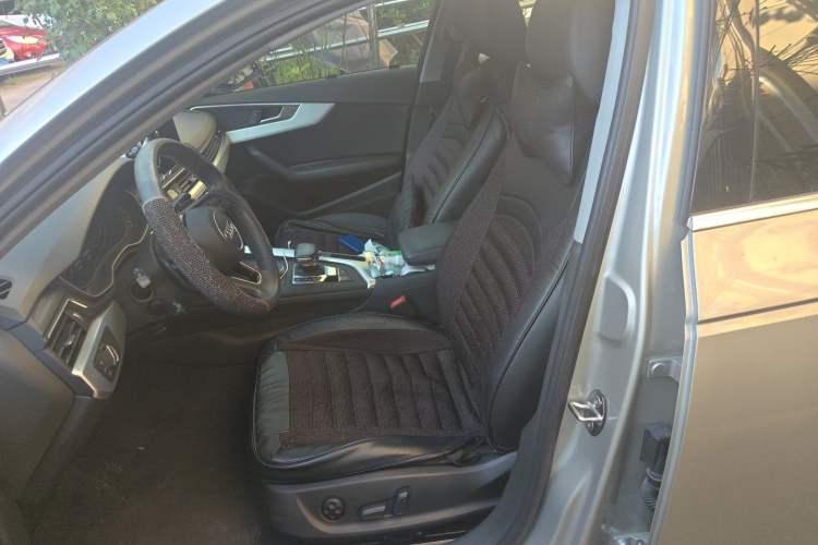 Used Audi A4L 2018 30th Anniversary Edition 40 TFSI Fashion Model Left Front Seat