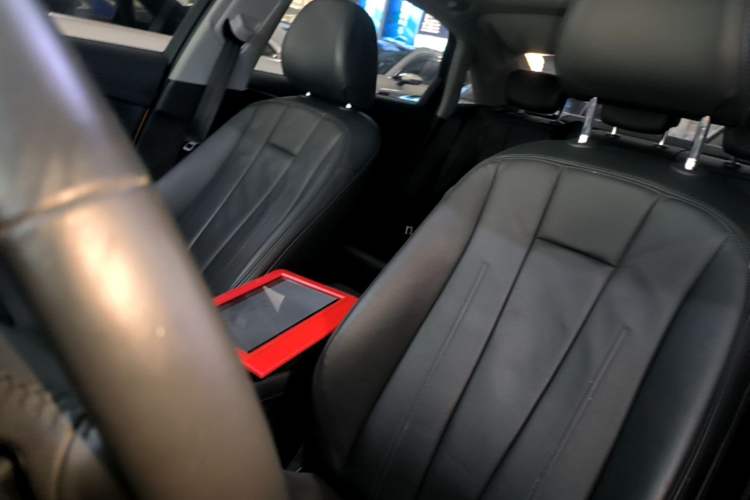 Used Audi A4L 2018 30th Anniversary Edition 40 TFSI Fashion Model Left Front Seat