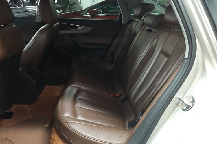 Used Audi A4L 2018 30th Anniversary Edition 40 TFSI Trendy Model Left Rear Seat