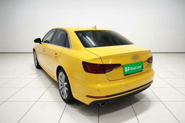 Used Audi A4L 2018 30th Anniversary Edition 40 TFSI Fashion Model Rear Left 45 Deg
