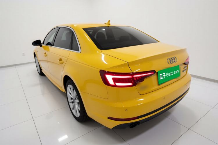 Used Audi A4L 2018 30th Anniversary Edition 40 TFSI Fashion Model Rear Left 45 Deg