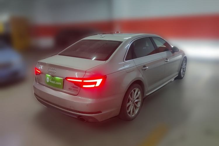 Used Audi A4L 2018 30th Anniversary Edition 40 TFSI Fashion Model Rear Right 45 Deg