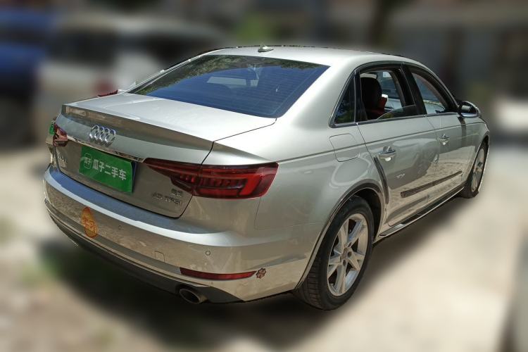 Used Audi A4L 2018 30th Anniversary Edition 40 TFSI Trendy Model Rear Right 45 Deg