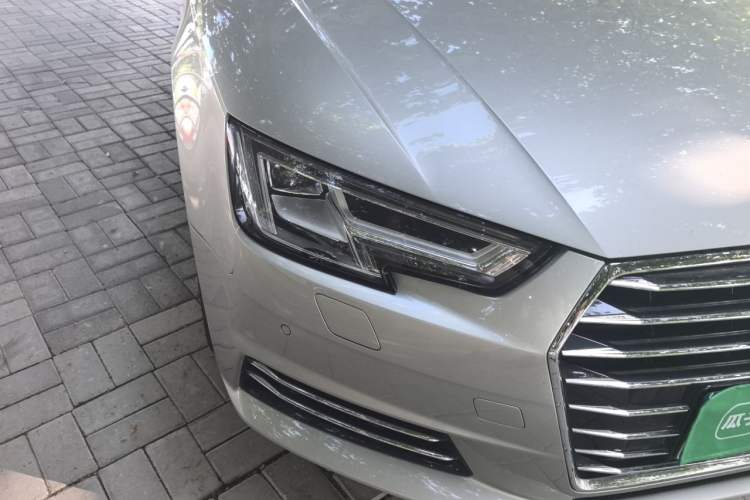 Used Audi A4L 2018 30th Anniversary Edition 40 TFSI Trendy Model Right Front Headlight