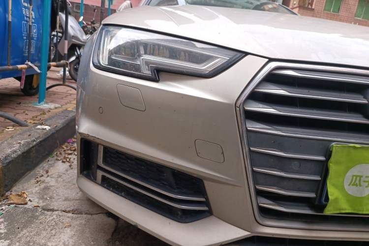 Used Audi A4L 2018 30th Anniversary Edition 40 TFSI Fashion Model Right Front Headlight