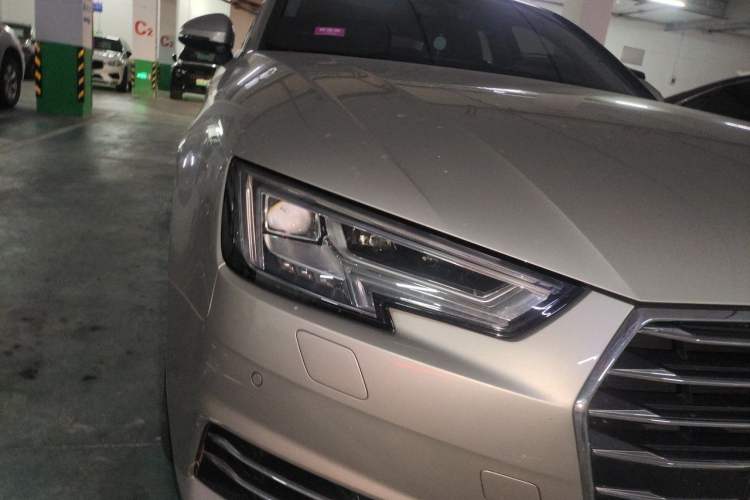 Used Audi A4L 2018 30th Anniversary Edition 40 TFSI Trendy Model Right Front Headlight