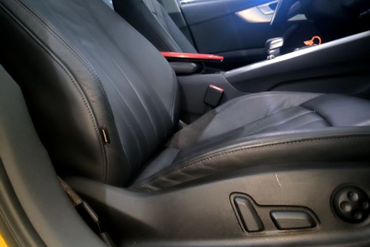 Used Audi A4L 2018 30th Anniversary Edition 40 TFSI Fashion Model Right Front Seat