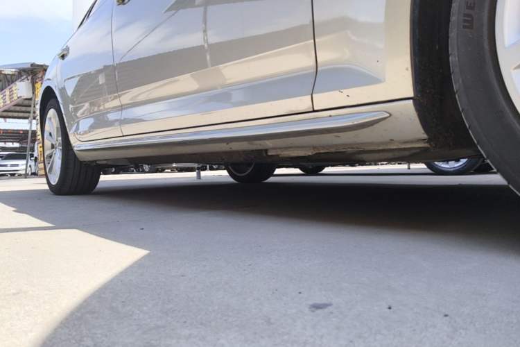 Used Audi A4L 2018 30th Anniversary Edition 40 TFSI Fashion Model Right Side Sill