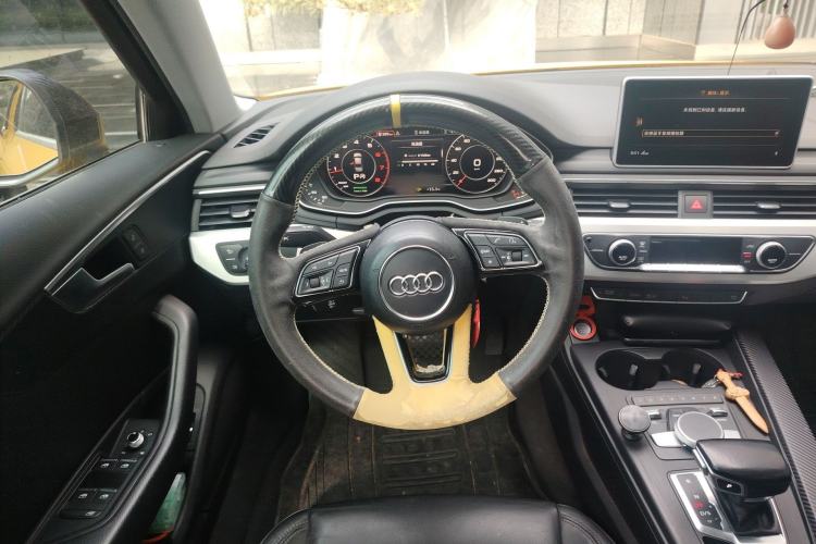 Used Audi A4L 2018 30th Anniversary Edition 40 TFSI Fashion Model Steering Wheel