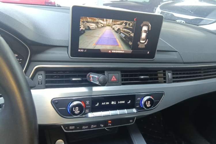 Used Audi A4L 2019 40 TFSI Fashion Version China V Audio And AC Panel