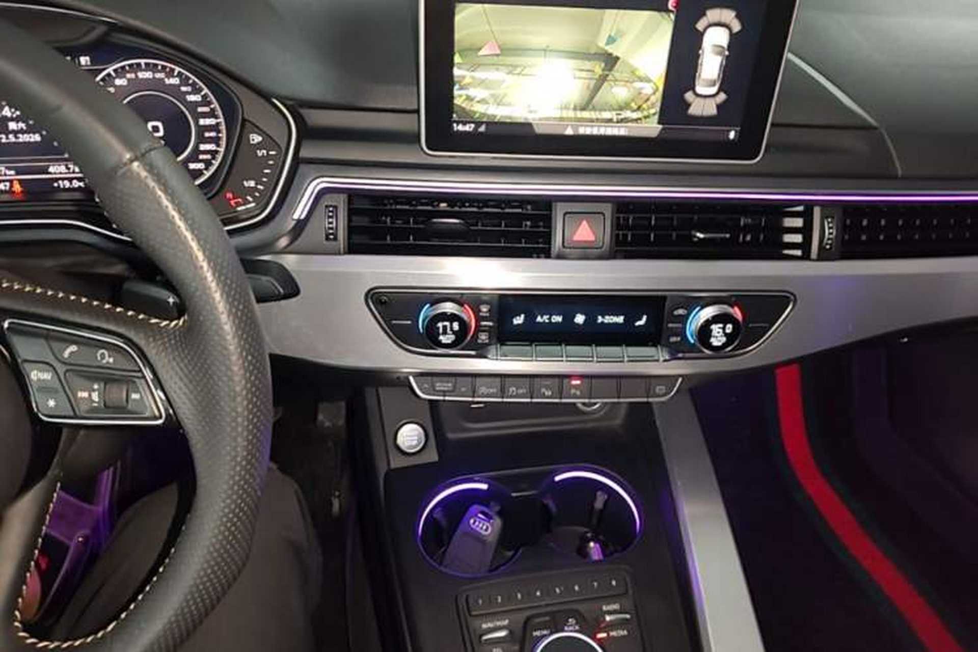 Used Audi A4L 2019 40 TFSI Fashion Edition China VI Emission Standard Audio And AC Panel