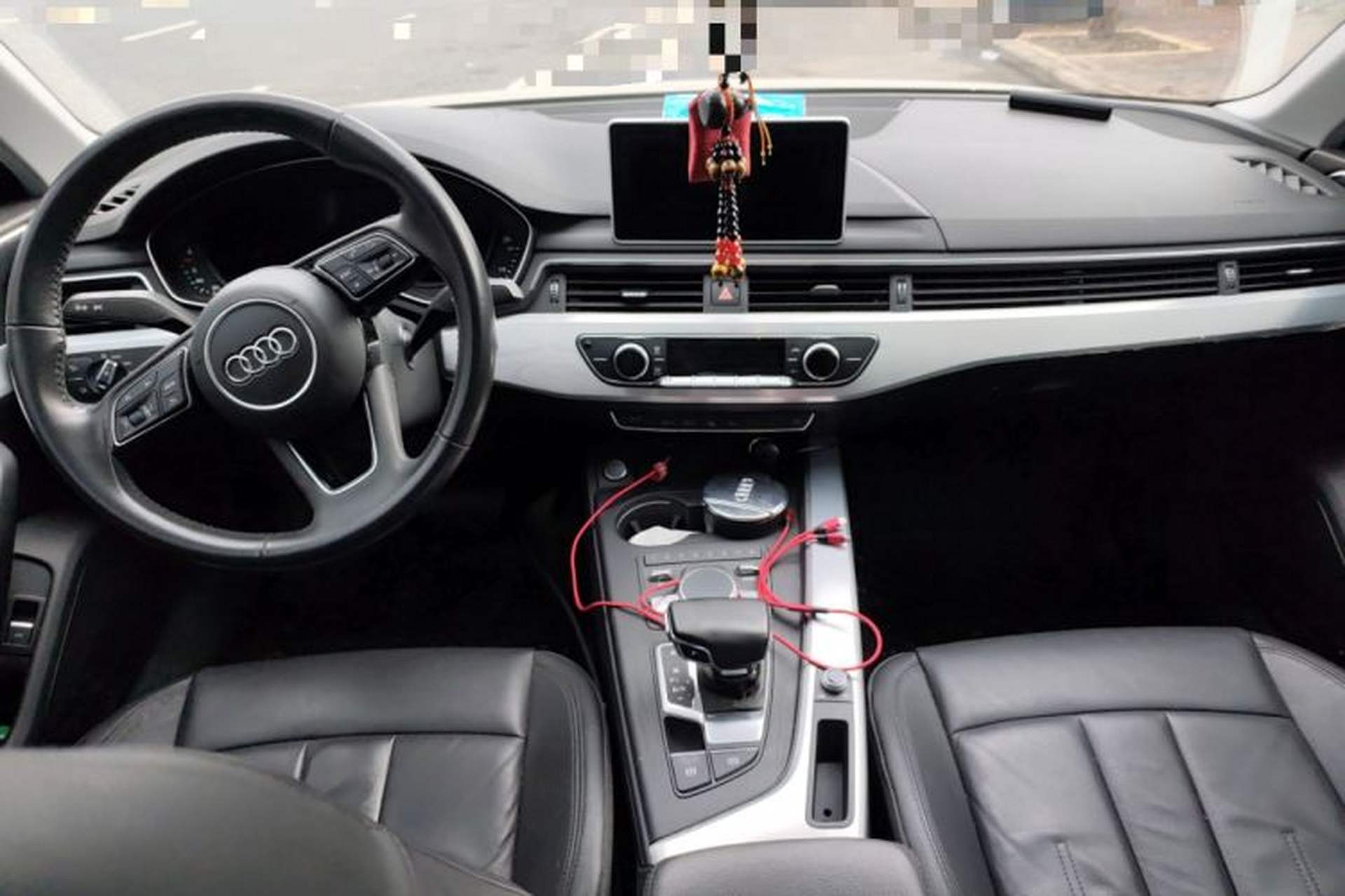 Used Audi A4L 2019 40 TFSI Fashion Version China V Center Console