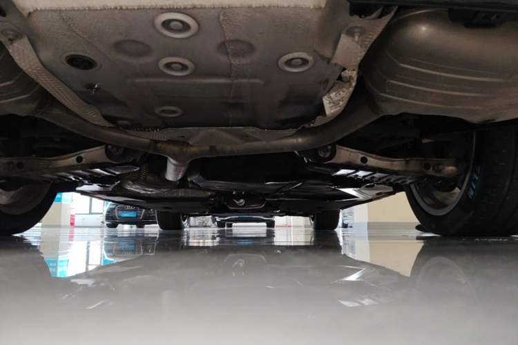 Used Audi A4L 2019 40 TFSI Fashion Edition China VI Emission Standard Chassis Rear