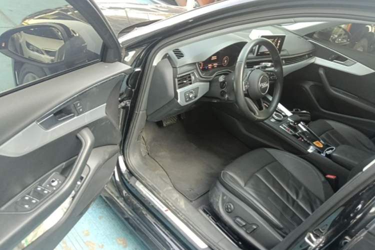 Used Audi A4L 2019 40 TFSI Fashion Version China V Driver Seat
