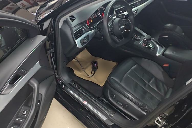Used Audi A4L 2019 45 TFSI quattro Individual Sport Edition China VI Driver Seat