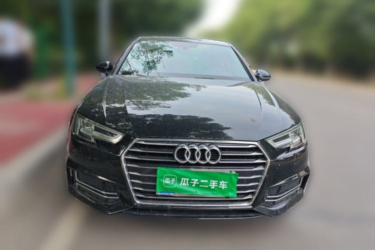 Used Audi A4L 2019 40 TFSI Ambition China VI Front