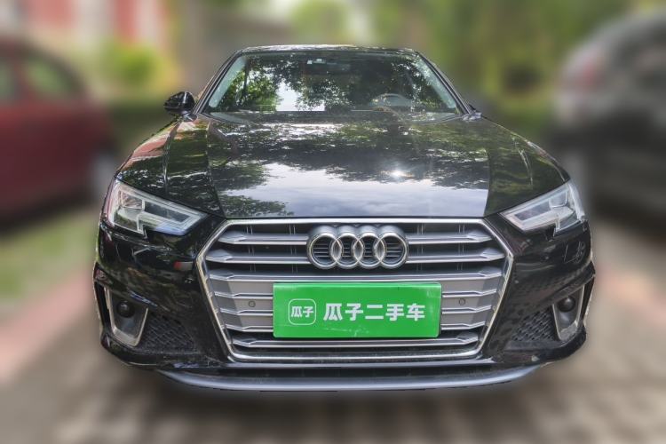 Used Audi A4L 2019 40 TFSI Fashion Edition China VI Emission Standard Front