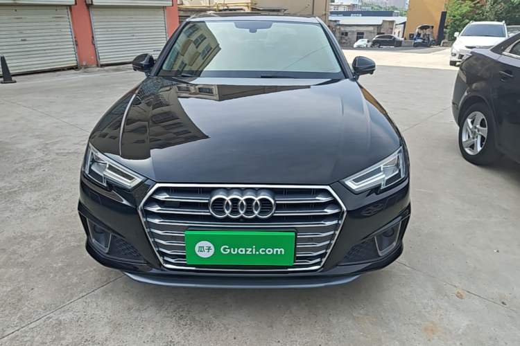 Used Audi A4L 2019 40 TFSI Fashion Edition China VI Emission Standard Front