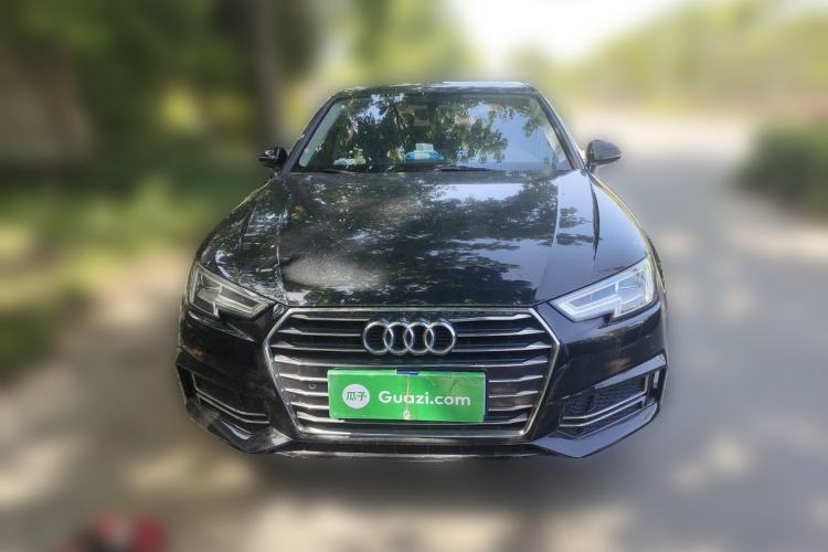 Used Audi A4L 2019 40 TFSI Ambition China VI Front