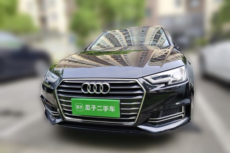 Used Audi A4L 2019 40 TFSI Ambition China VI Front
