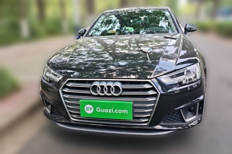 Used Audi A4L 2019 40 TFSI Fashion Edition China VI Emission Standard Front