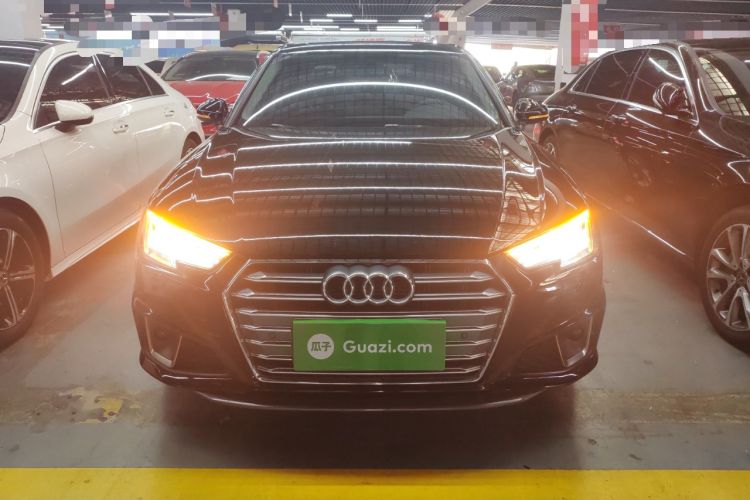 Used Audi A4L 2019 40 TFSI Fashion Edition China VI Emission Standard Front
