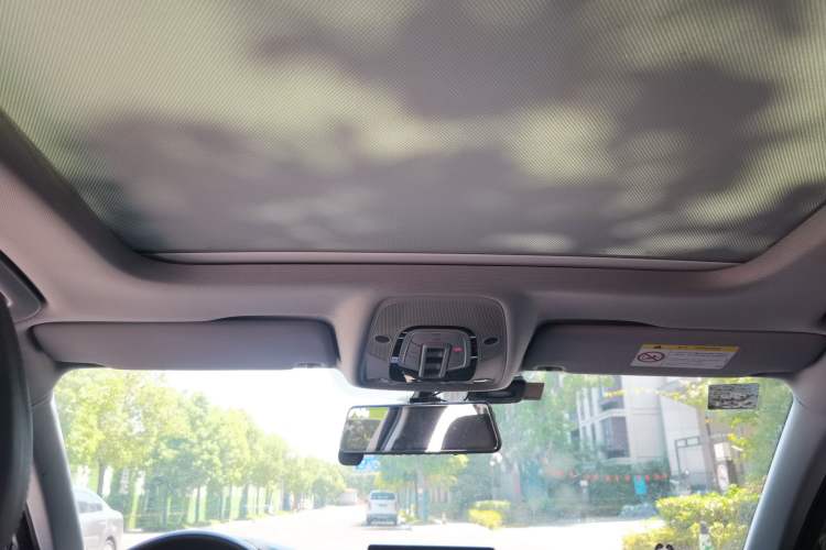Used Audi A4L 2019 40 TFSI Fashion Edition China VI Emission Standard Headliner