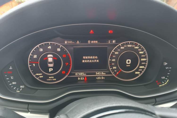 Used Audi A4L 2019 40 TFSI Fashion Edition China VI Emission Standard Instrument Cluster
