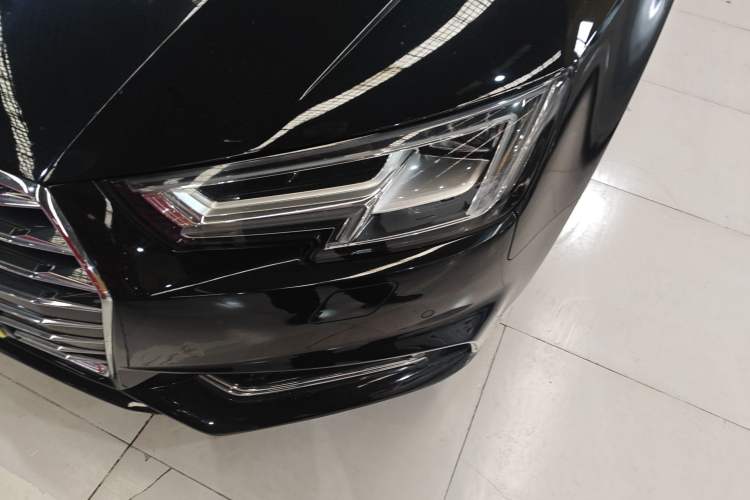 Used Audi A4L 2019 40 TFSI Ambition China VI Left Front Headlight