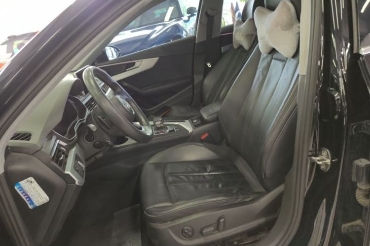 Used Audi A4L 2019 40 TFSI Fashion Edition China VI Emission Standard Left Front Seat