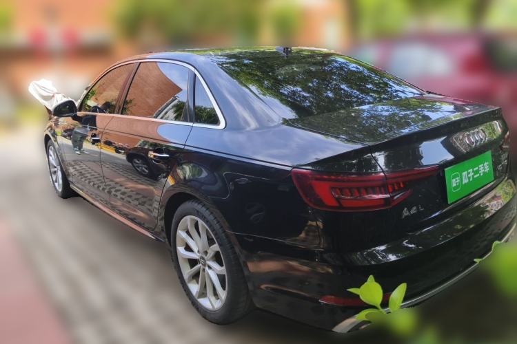 Used Audi A4L 2019 40 TFSI Fashion Edition China VI Emission Standard Rear Left 45 Deg