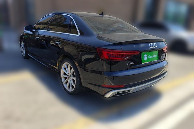 Used Audi A4L 2019 40 TFSI Fashion Edition China VI Emission Standard Rear Left 45 Deg