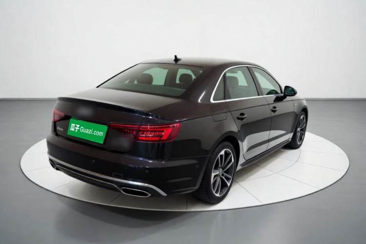 Used Audi A4L 2019 40 TFSI Fashion Edition China VI Emission Standard Rear Right 45 Deg