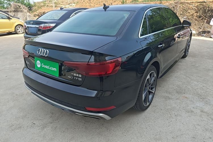 Used Audi A4L 2019 40 TFSI Fashion Edition China VI Emission Standard Rear Right 45 Deg