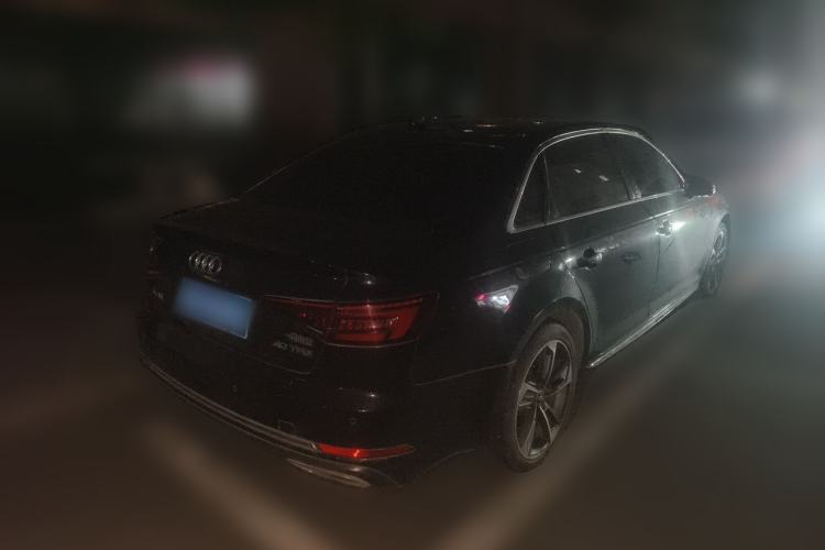 Used Audi A4L 2019 40 TFSI Ambition China VI Rear Right 45 Deg