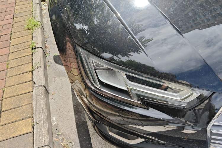 Used Audi A4L 2019 40 TFSI Fashion Edition China VI Emission Standard Right Front Headlight