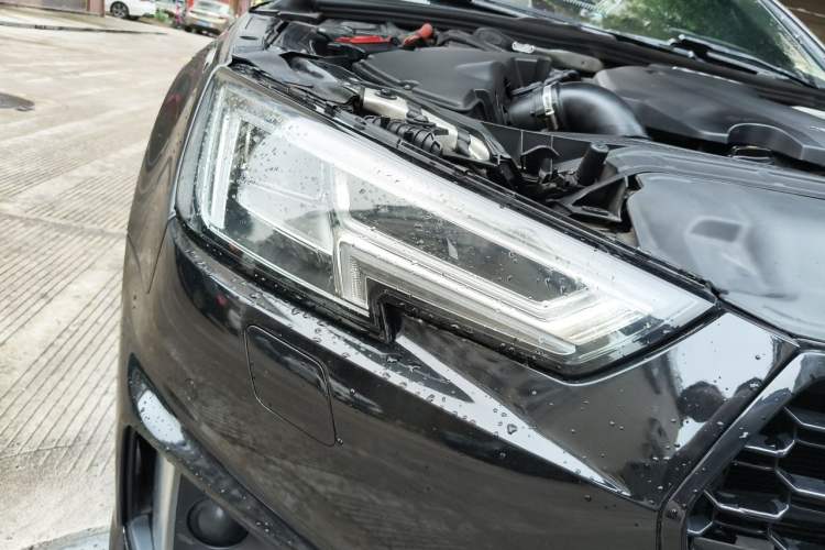 Used Audi A4L 2019 40 TFSI Fashion Edition China VI Emission Standard Right Front Headlight