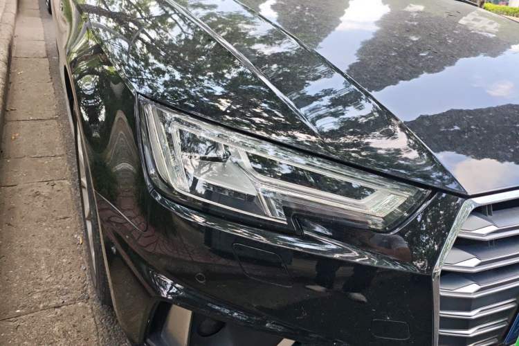 Used Audi A4L 2019 40 TFSI Fashion Edition China VI Emission Standard Right Front Headlight