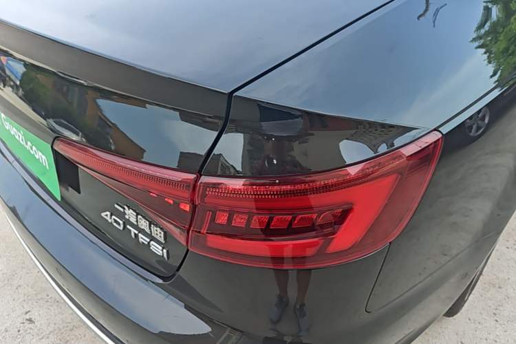 Used Audi A4L 2019 40 TFSI Fashion Edition China VI Emission Standard Right Rear Taillight