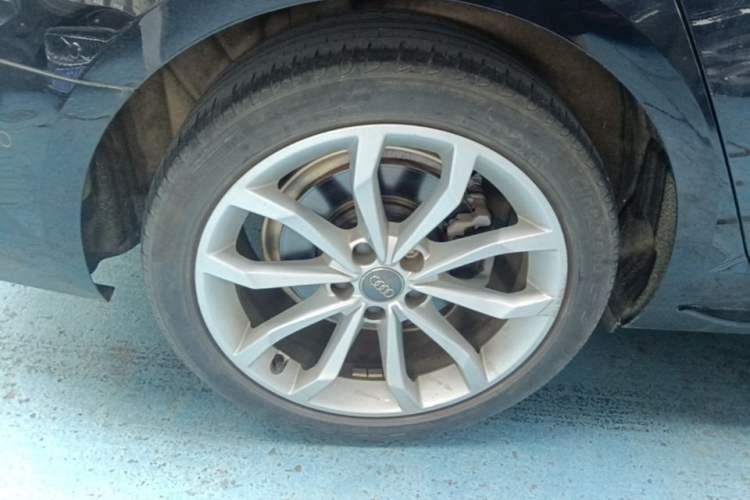Used Audi A4L 2019 40 TFSI Fashion Version China V Right Rear Wheel Hub